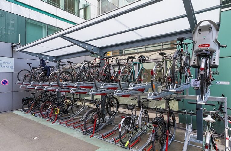 Abri Plus - Abri pour les velos Vernon réhaussé avec supports vélos 2 niveaux - OPCI UIR 2056 - Paris 12ème (75)